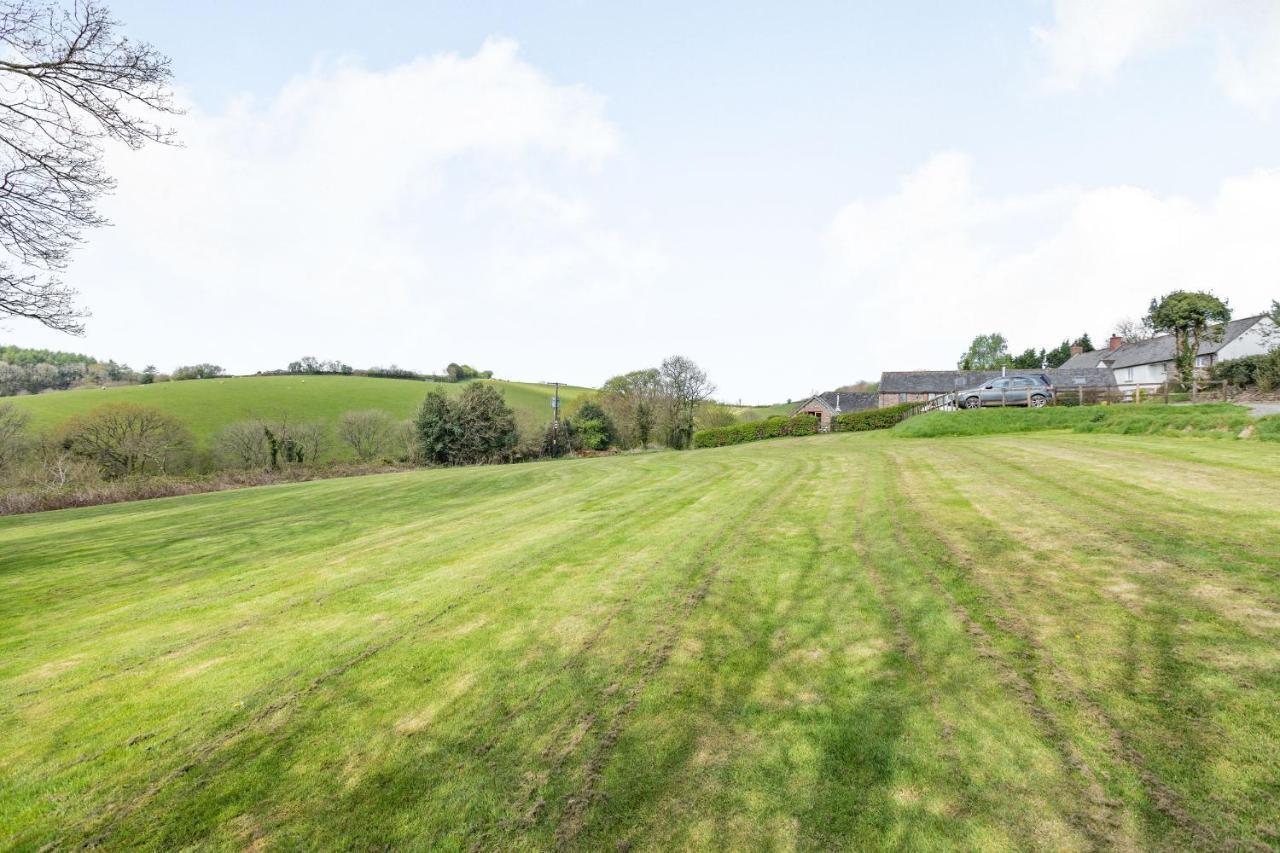 Oak Cottage South Molton Esterno foto